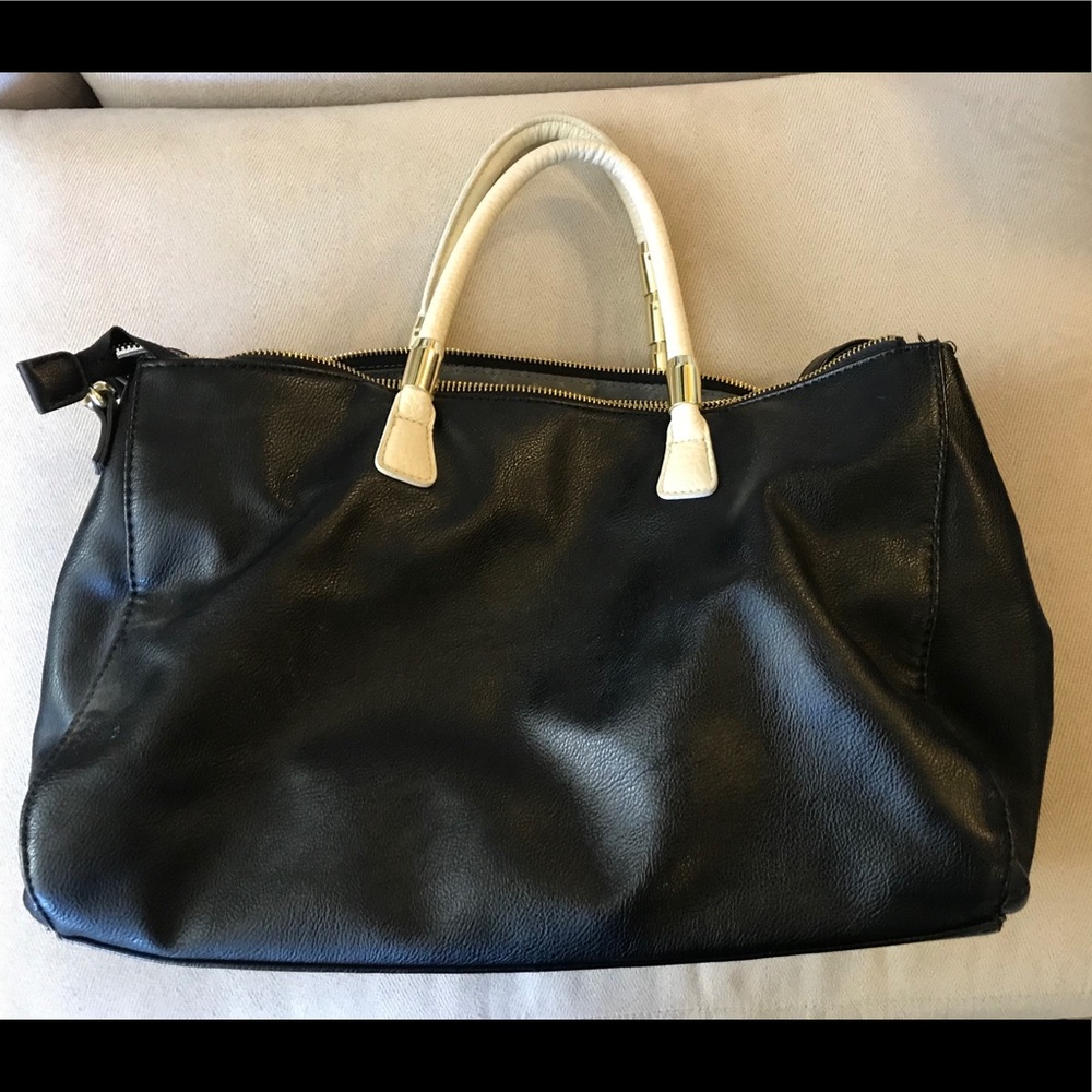 Black Olivia+Joy handbag